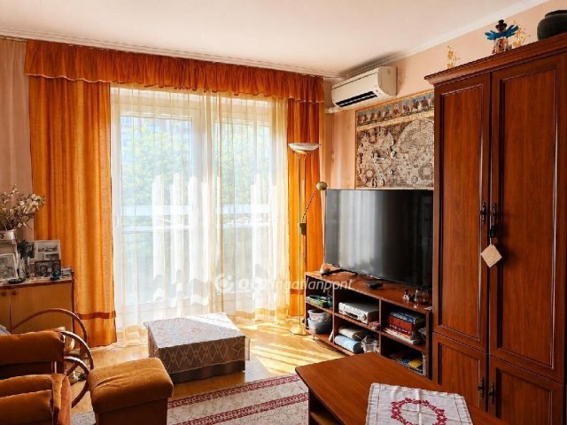 Eladó panellakás, Budapesten, XXI. kerületben 65 M Ft, 1+2 szobás