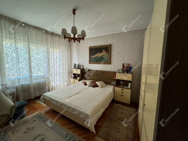Eladó családi ház, Sopronban 99.9 M Ft, 5 szobás