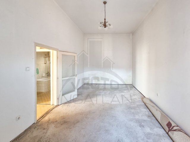 Eladó téglalakás, Szombathelyen 47.5 M Ft, 3 szobás