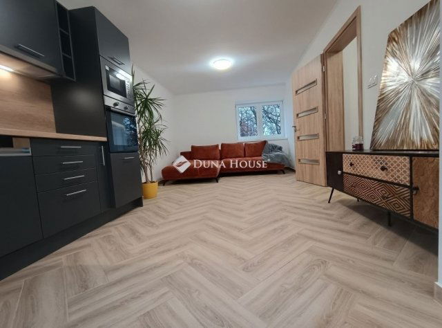 Eladó családi ház, Cserkúton 59.9 M Ft, 2 szobás