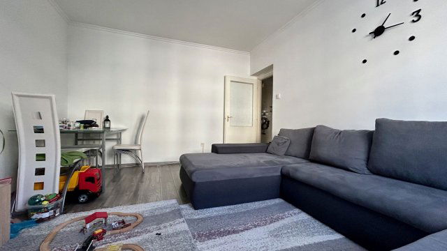 Kiadó téglalakás, albérlet, Debrecenben 250 E Ft / hó, 3 szobás