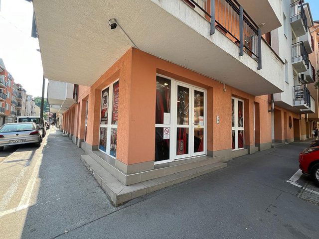 Eladó üzlethelyiség, Budapesten, III. kerületben 82.5 M Ft