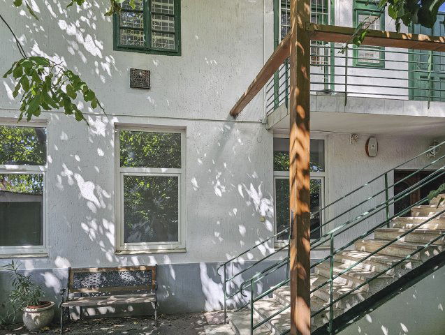 Eladó családi ház, Pécsett 165 M Ft, 6 szobás