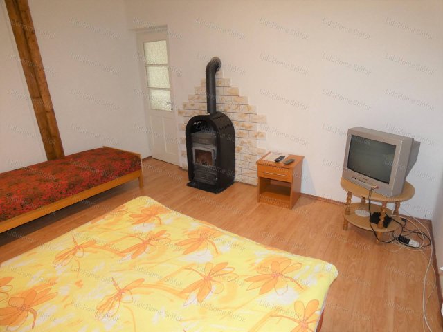Eladó családi ház, Siófokon 210 M Ft, 5 szobás