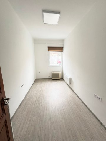 Kiadó iroda, Egerben 205 E Ft / hó, 5 szobás