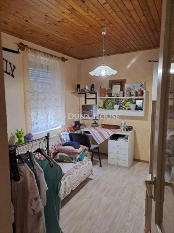 Eladó családi ház, Bácsalmáson 17.5 M Ft, 4 szobás