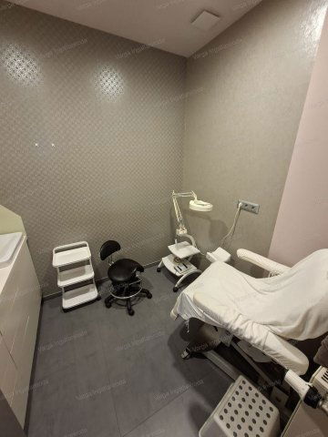 Kiadó üzlethelyiség, Sopronban 60 E Ft / hó, 1 szobás