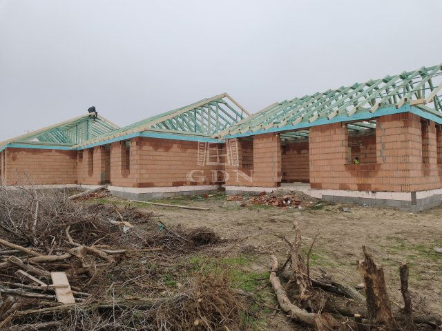 Eladó sorház, Dunaharasztin 99.9 M Ft, 4 szobás