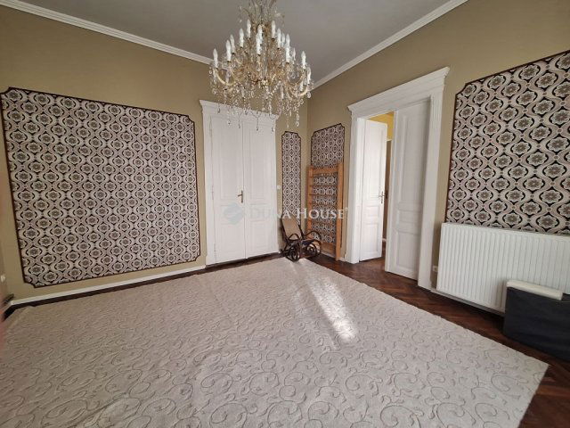 Kiadó családi ház, albérlet, Sárváron 110 E Ft / hó, 1 szobás