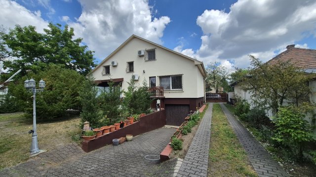 Eladó családi ház, Budapesten, XVIII. kerületben 149.9 M Ft