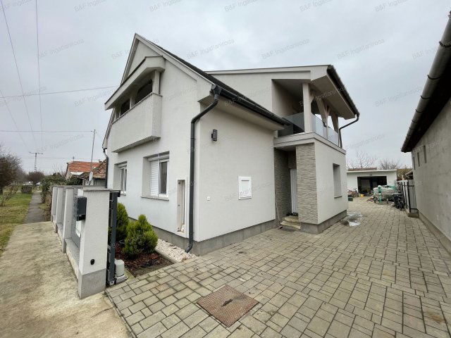 Eladó családi ház, Hajdúszoboszlón 124.5 M Ft, 6 szobás