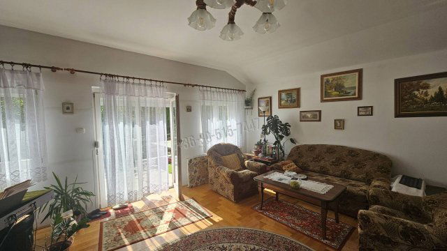 Eladó családi ház, Budakeszin 145 M Ft, 3 szobás