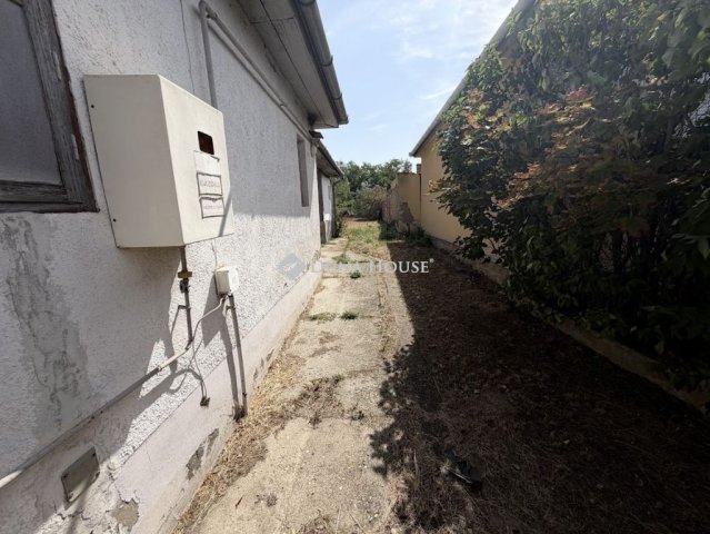 Eladó családi ház, Tápiószecsőn 25.2 M Ft, 3 szobás
