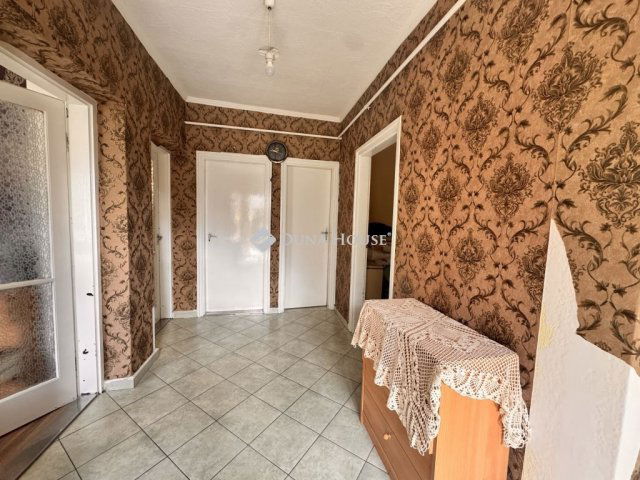 Eladó családi ház, Zalaegerszegen 42 M Ft, 3 szobás