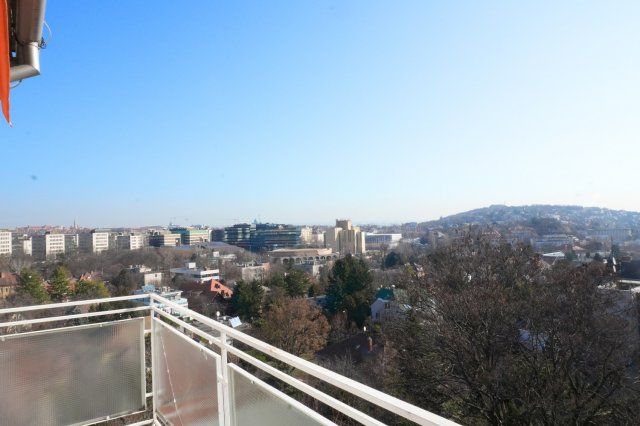 Eladó téglalakás, Budapesten, XII. kerületben, Vércse utcában