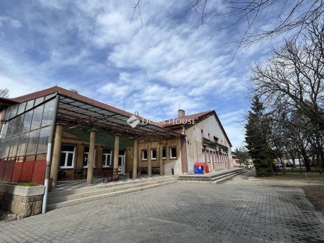 Eladó hotel, Budapesten, XXI. kerületben 289 M Ft, 28 szobás