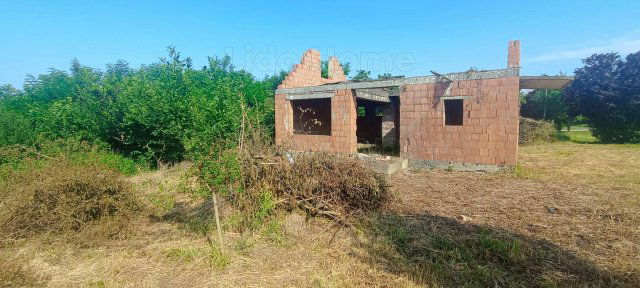 Eladó telek, Holládon 5 M Ft / költözzbe.hu