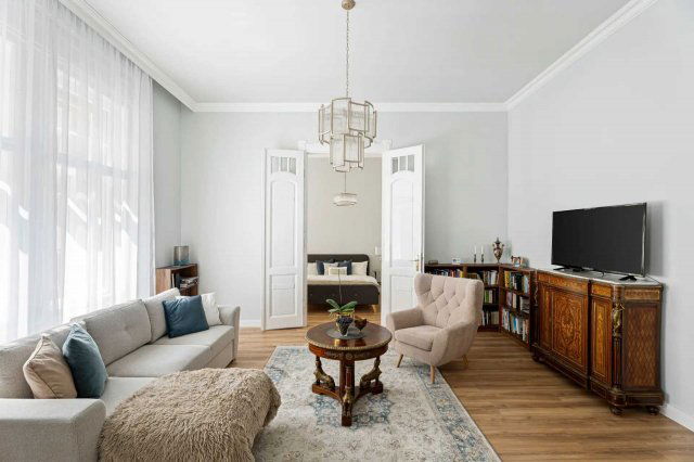 Eladó téglalakás, Budapesten, VI. kerületben, Weiner Leó utcában