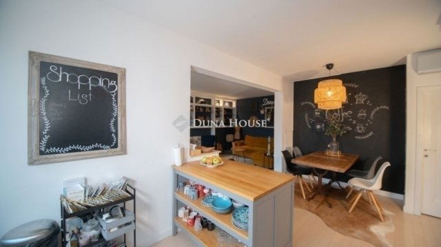 Eladó téglalakás, Budapesten, II. kerületben 102.9 M Ft