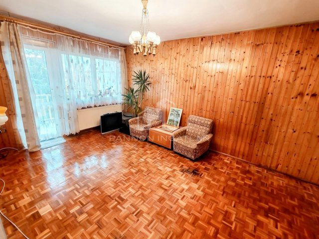 Eladó téglalakás, Veszprémben 79.8 M Ft, 3 szobás