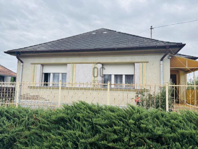 Eladó családi ház, Tápiószőlősön 36.9 M Ft, 3 szobás