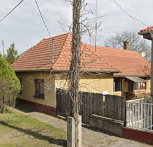 Eladó családi ház, Dunavecsén 25 M Ft, 3 szobás