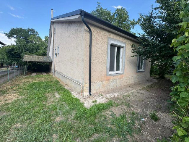 Eladó családi ház, Tiszafüreden 55 M Ft, 3+2 szobás