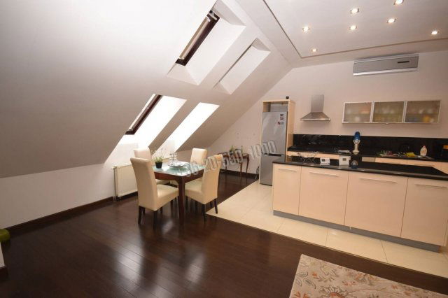 Eladó téglalakás, Budapesten, V. kerületben 230 M Ft, 3 szobás