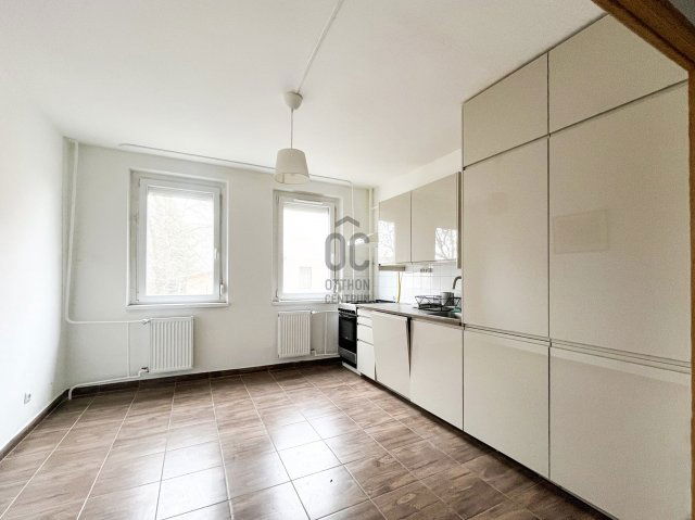 Eladó panellakás, Budapesten, XXI. kerületben 68 M Ft, 3 szobás