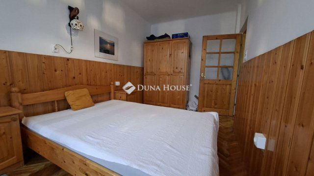 Eladó téglalakás, Balatonfüreden 42.9 M Ft, 2 szobás