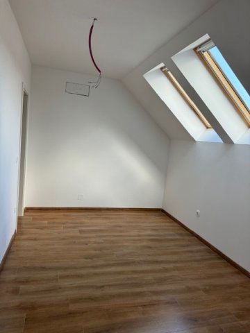 Eladó sorház, Sopronban 131.7 M Ft, 5 szobás