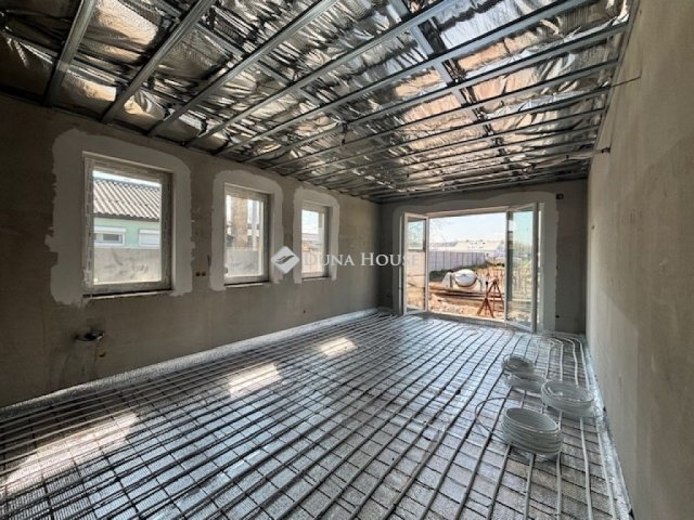 Eladó családi ház, Gyálon 130 M Ft, 4 szobás