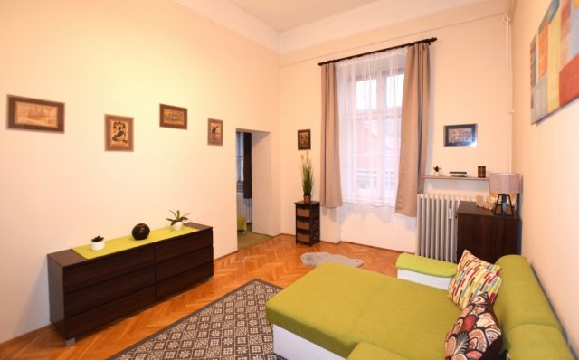 Kiadó téglalakás, albérlet, Debrecenben 185 E Ft / hó