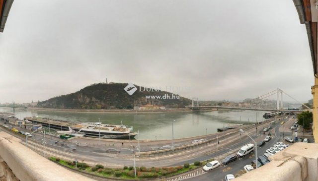 Eladó téglalakás, Budapesten, V. kerületben 767.6 M Ft