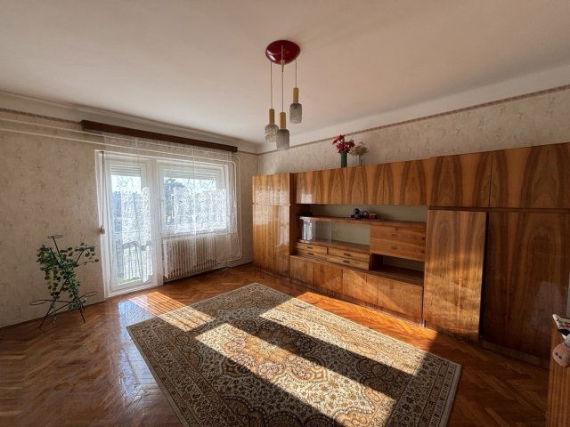 Eladó téglalakás, Polgáron 29.9 M Ft, 2 szobás
