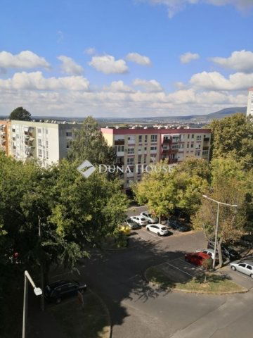 Eladó panellakás, Pécsett 49.2 M Ft, 2 szobás