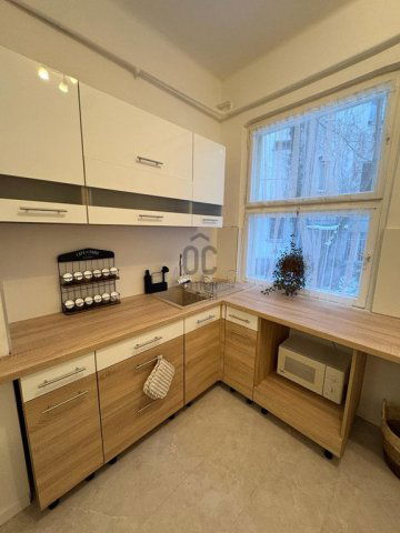 Eladó téglalakás, Budapesten, III. kerületben 93.9 M Ft