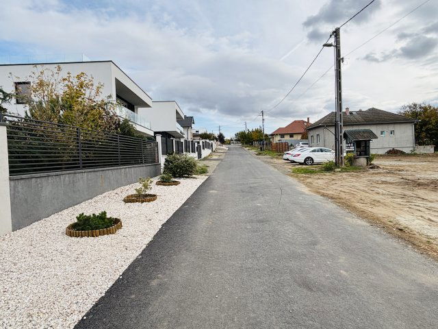 Eladó téglalakás, XVII. kerületben, Mezőcsát utcában