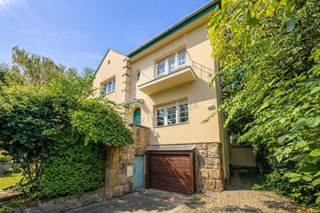 Eladó téglalakás, Budapesten, I. kerületben 148.83 M Ft