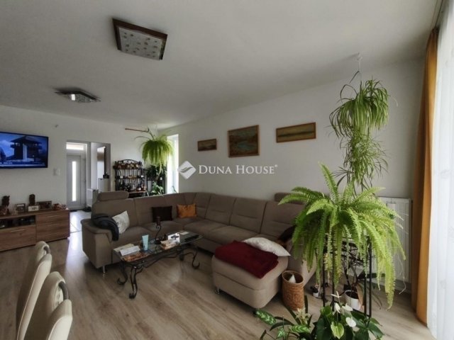 Eladó ikerház, Gödön 126 M Ft, 1 szobás / költözzbe.hu