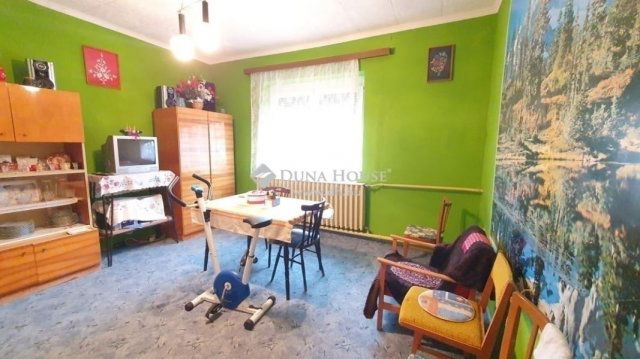 Eladó családi ház, Tápiószecsőn 50 M Ft, 3 szobás