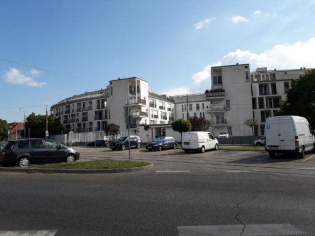 Eladó téglalakás, Budapesten, X. kerületben, Kápolna téren