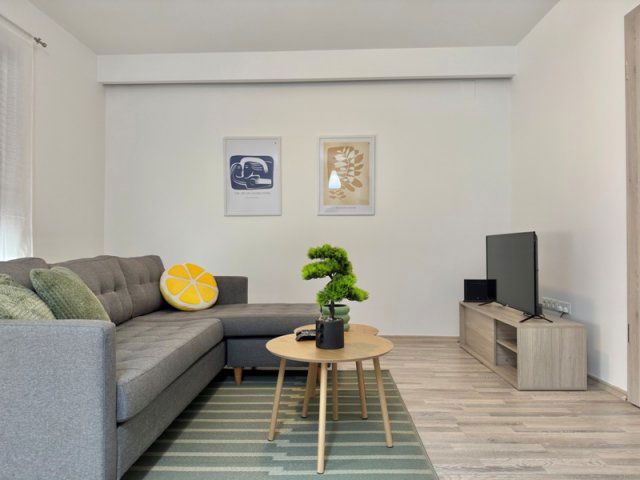 Kiadó téglalakás, albérlet, Pécsett, Munkácsy Mihály utcában