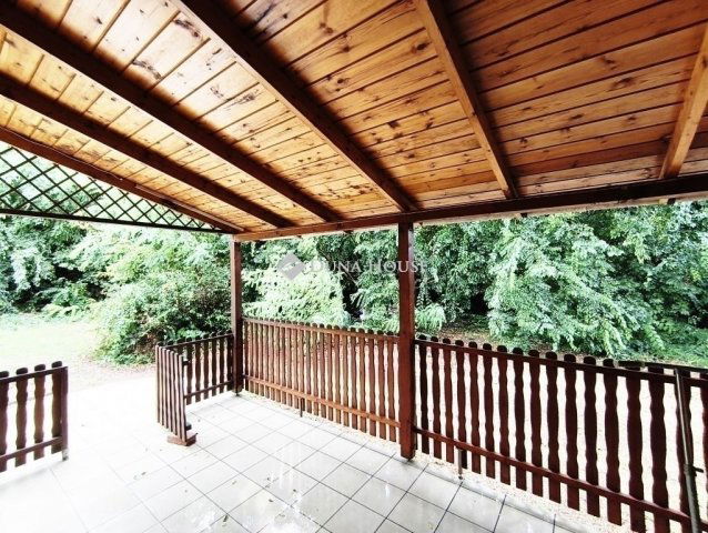 Eladó családi ház, Szigetszentmiklóson 89.4 M Ft, 5 szobás