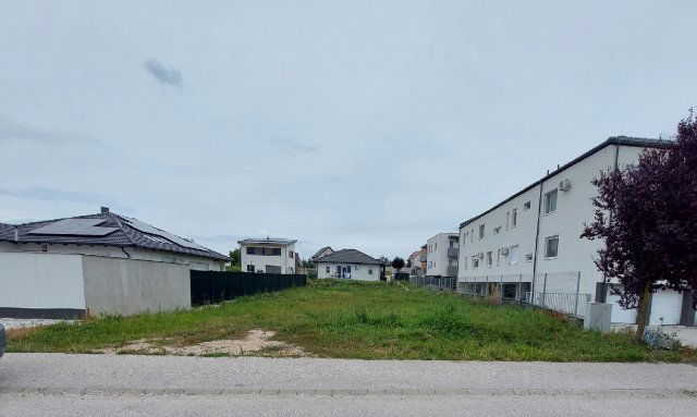 Eladó családi ház, Vámosszabadin 105 M Ft, 5 szobás