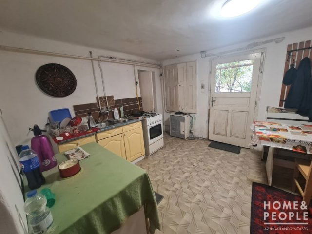 Eladó családi ház, Hódmezővásárhelyen 30 M Ft, 2 szobás