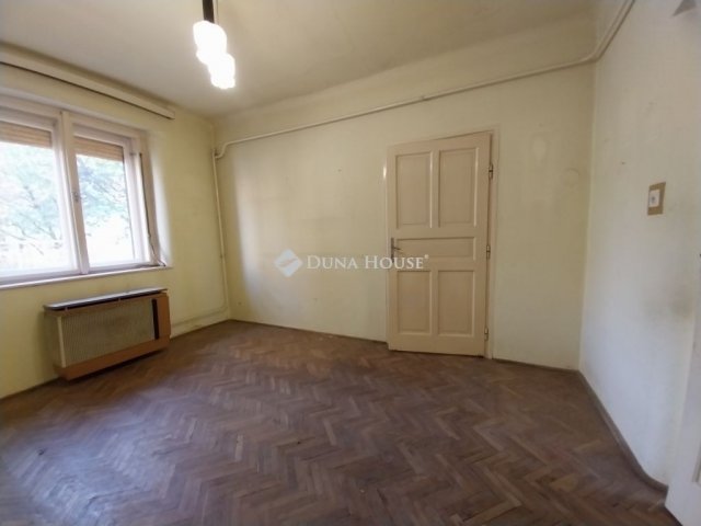 Eladó ikerház, Szegeden 45 M Ft, 2 szobás / költözzbe.hu