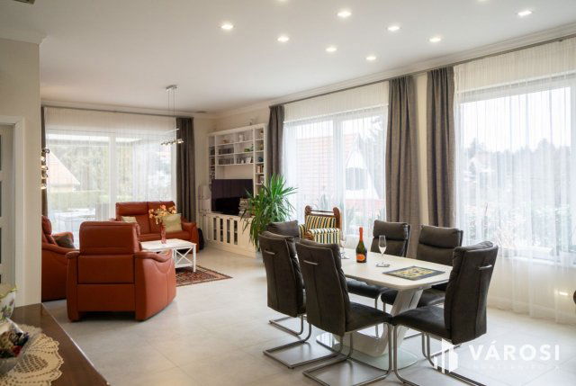 Eladó családi ház, Budapesten, II. kerületben 380 M Ft, 5 szobás