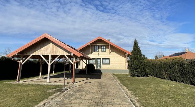 Eladó családi ház, Söptén 89.9 M Ft, 4 szobás