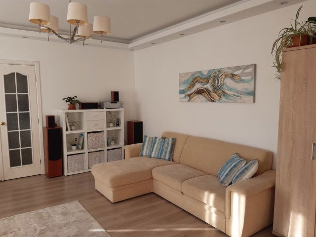 Kiadó téglalakás, albérlet, Debrecenben 320 E Ft / hó, 3 szobás